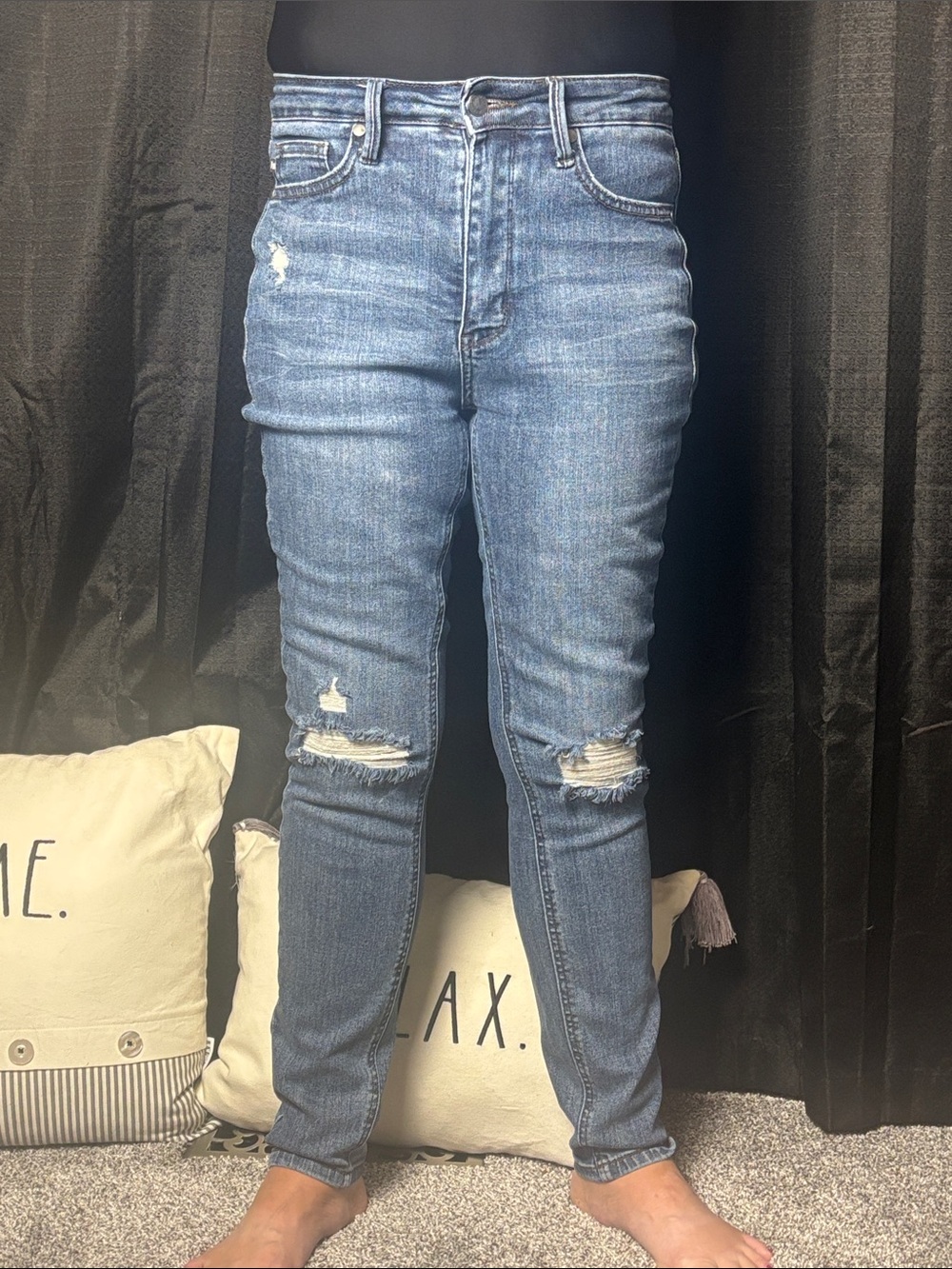 Judy Blue Mid Blue Distressed Skinny Jeans